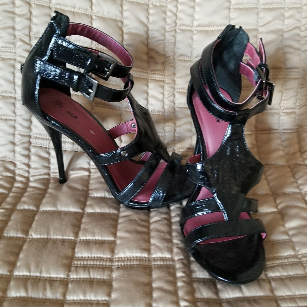 High Heel Shoes 7